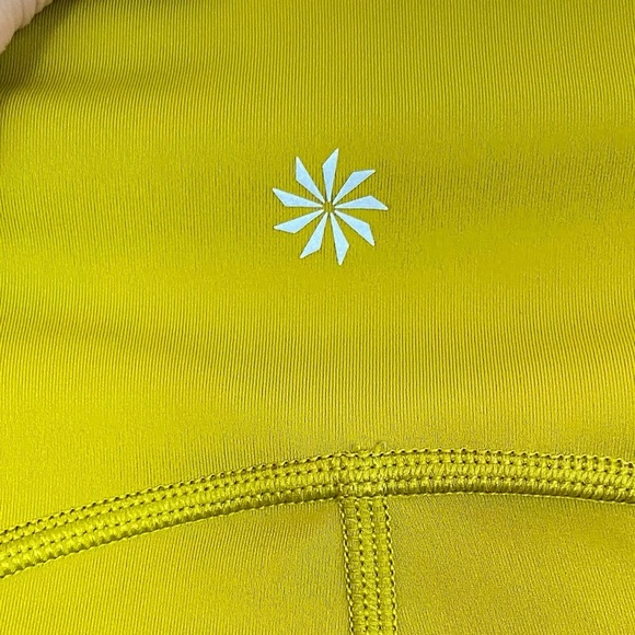 Athleta Ultimate Stash Pocket 7/8 Tight Leggings Womens Size Small Chartreuse - Picture 9 of 16